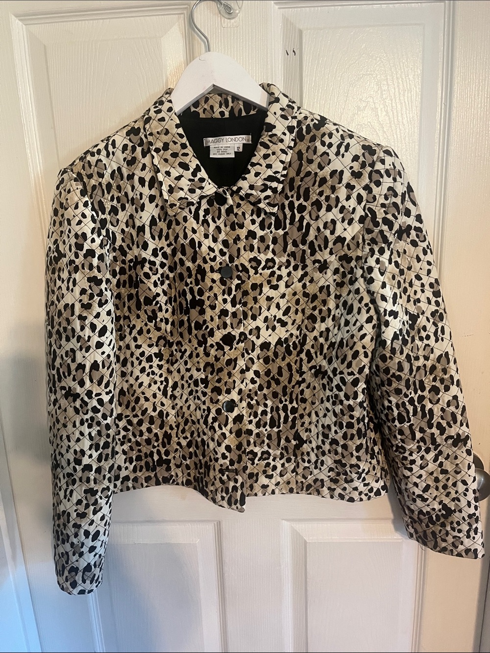 Maggy London Black & Cream Animal-Print Cropped Blazer